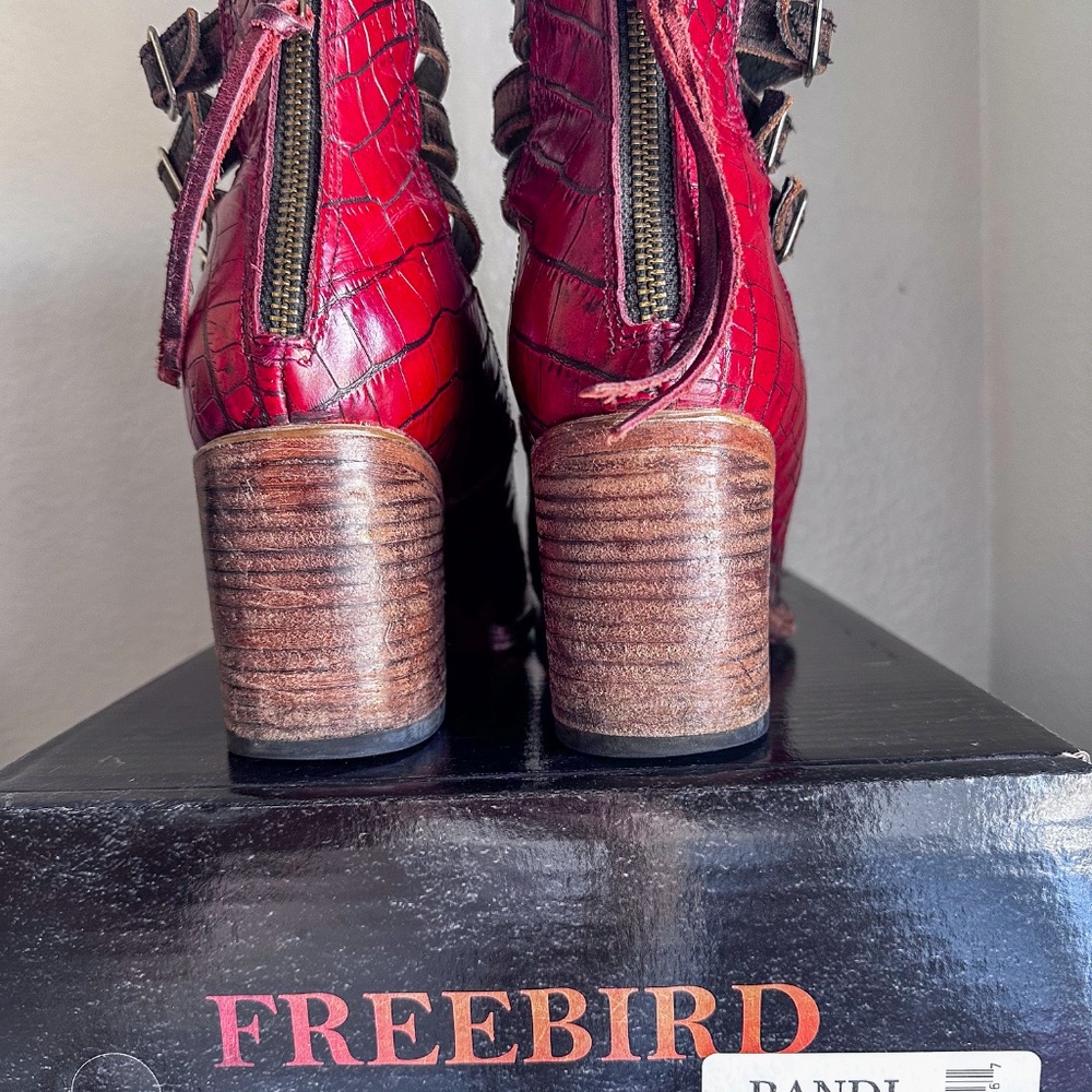 Freebird Randi in Red - Picture 5 of 6